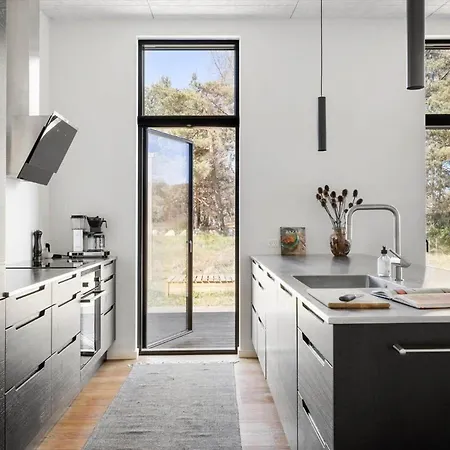 1616-aakirkeby-bonamarken-1 * Vester Somarken