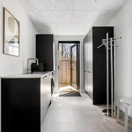 1616-aakirkeby-bonamarken-1 *